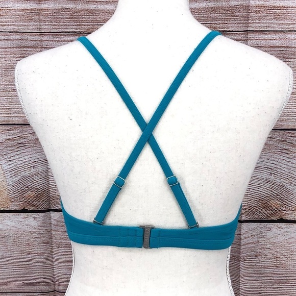 Athleta Blue Underwire Bikini Top Size 32 B/C - Picture 4 of 11